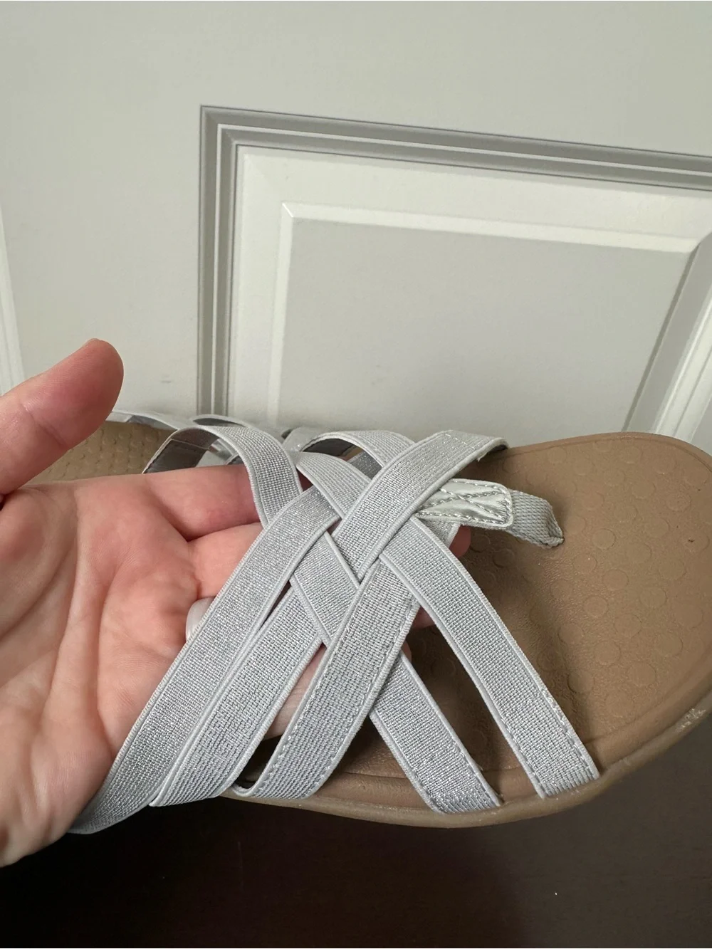 Vionic Women's Stretch Woven Sandals Silver Grey Size 9 Walking Comfort Arch